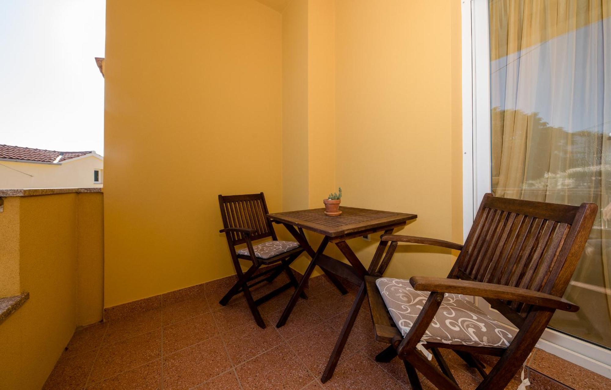 Apartments Silvana In Kampor Номер фото